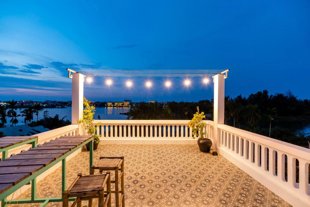 Sunny Riverside Homestay 호이안 외부 사진